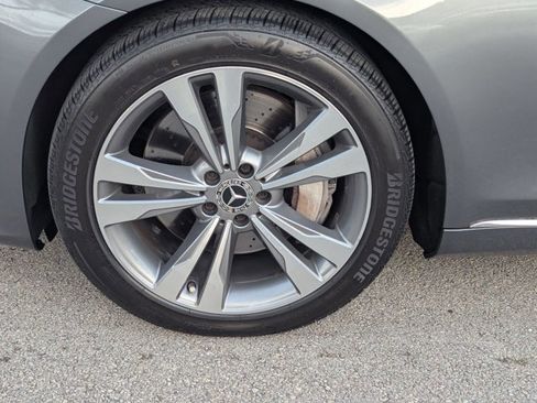 Used 2019 Mercedes-Benz S 560 Sedan image 9