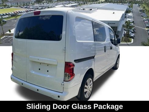 Used 2021 Nissan NV200 SV w/ Sliding Door Glass Package FWD image 3