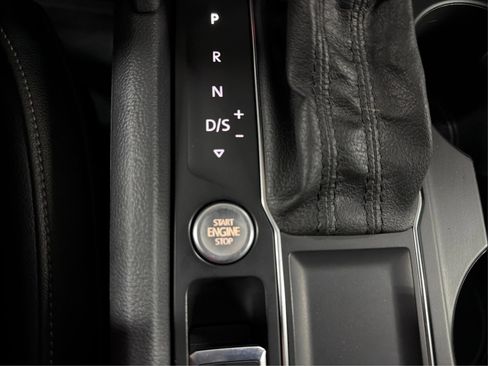 Used 2019 Volkswagen Atlas SE FWD image 23