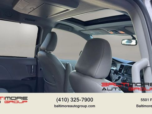 Used 2014 Toyota Sienna XLE w/ Entertainment Package AWD/4WD image 25