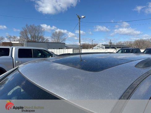 Certified 2020 Jeep Grand Cherokee Limited w/ Luxury Group II image 3