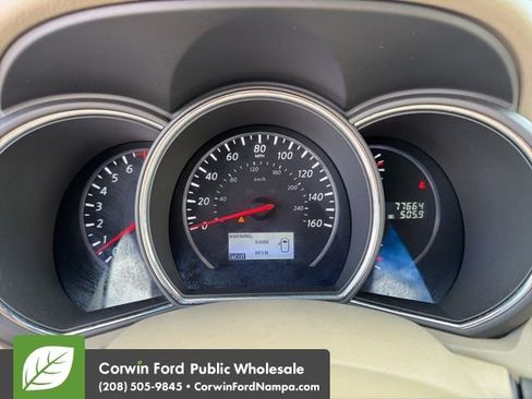 Used 2014 Nissan Murano LE w/ Platinum Edition Package image 17