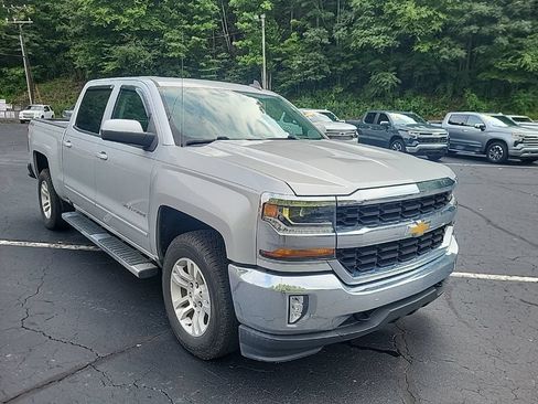Used 2017 Chevrolet Silverado 1500 LT w/ All Star Edition AWD/4WD image 5