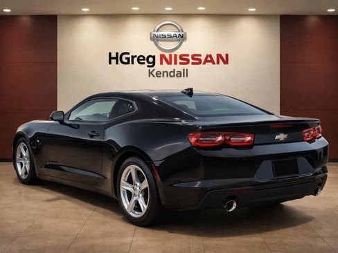 Used 2022 Chevrolet Camaro LT RWD image 2