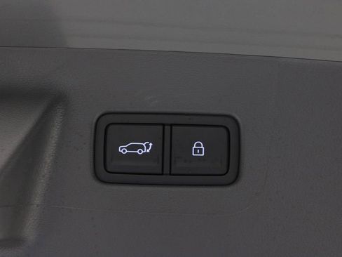 Certified 2026 Hyundai Santa Fe SE image 17