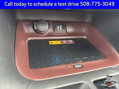 Used 2023 Toyota RAV4 Limited image 12