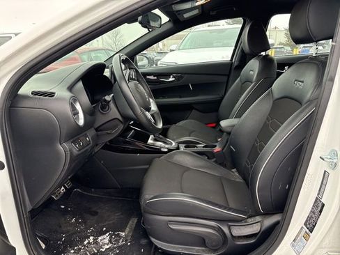 Certified 2023 Kia Forte GT-Line image 8