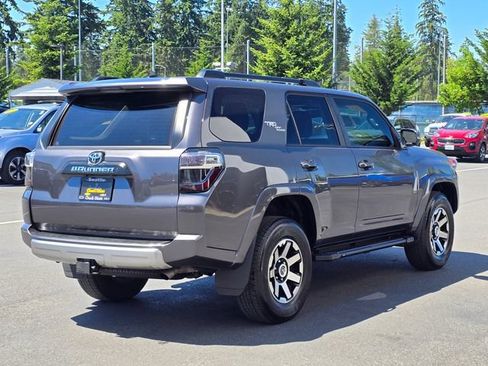 Used 2023 Toyota 4Runner TRD Off-Road Premium w/ Off Road Premium Plus Package AWD/4WD image 6