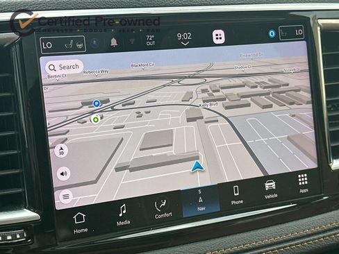 Used 2023 Chrysler Pacifica Pinnacle FWD image 22