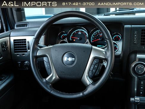 Used 2008 HUMMER H2 SUT w/ Silver Ice Limited Edition image 7