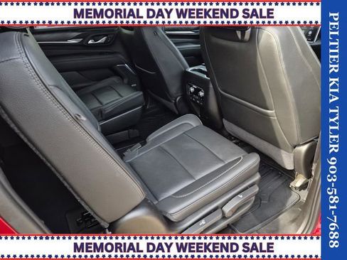 Used 2021 GMC Yukon XL Denali w/ Denali Ultimate Package AWD/4WD image 19