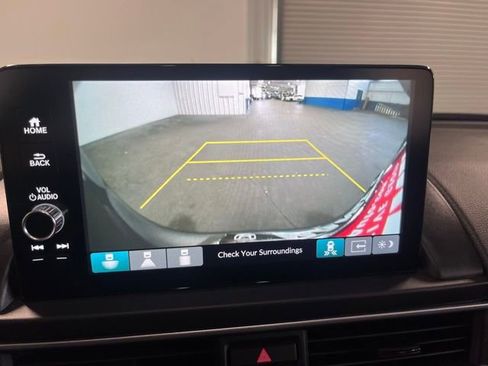 Used 2024 Honda Pilot EX-L image 28