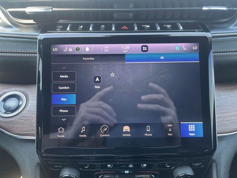 Used 2021 Jeep Grand Cherokee L Summit w/ Luxury Tech Group V image 38