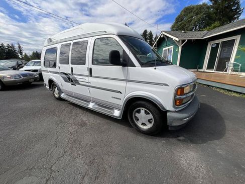 Used 1998 Chevrolet Express 1500 RWD image 2
