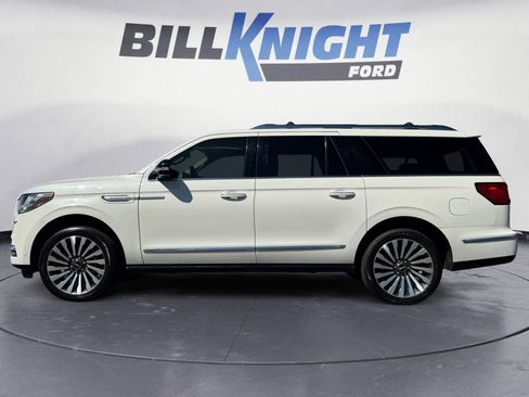 Used 2021 Lincoln Navigator L Reserve w/ Luxury Package image 2