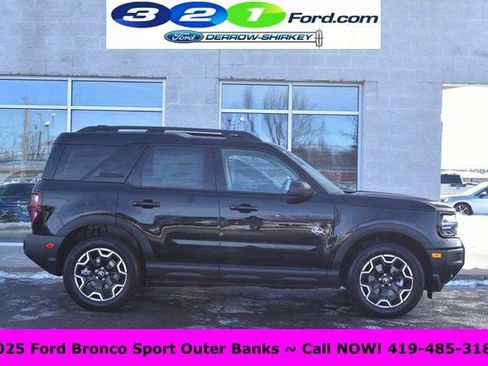 New 2025 Ford Bronco Sport Outer Banks image 3