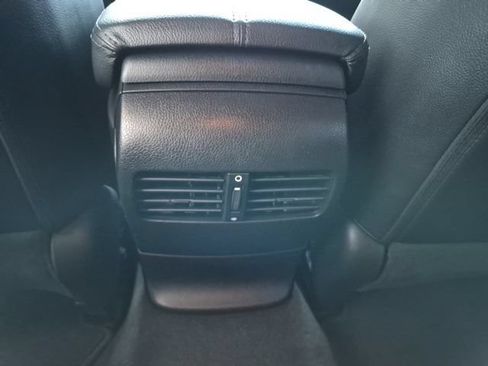 Used 2010 Honda Crosstour EX-L image 39