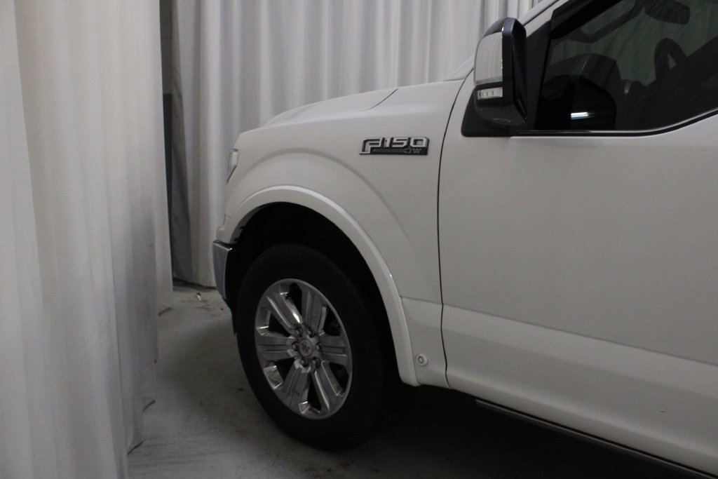 Used 2018 Ford F150 King Ranch w/ Equipment Group 601A Luxury AWD/4WD image 30