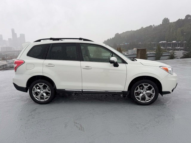 Used 2016 Subaru Forester 2.5i Touring w/ Eyesight & Navigation System AWD/4WD image 2