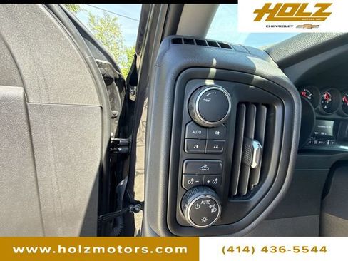 Certified 2024 Chevrolet Silverado 1500 Custom Trail Boss w/ Dark Appearance Package AWD/4WD image 17