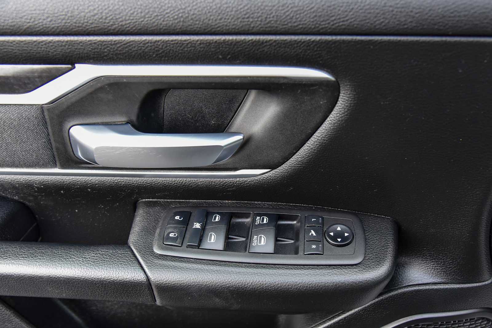Used 2023 RAM 1500 Big Horn AWD/4WD image 15
