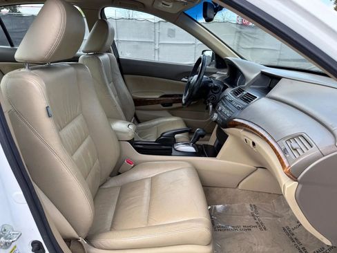 Used 2010 Honda Accord EX-L image 18
