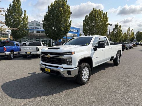 Used 2026 Chevrolet Silverado 3500 LT AWD/4WD image 5