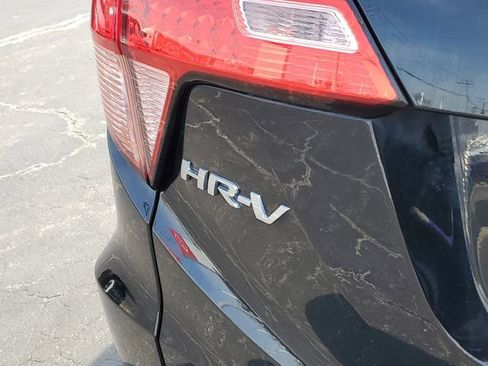 Used 2018 Honda HR-V EX image 11