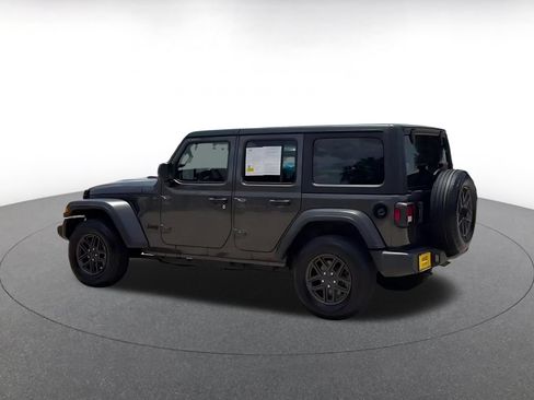 Used 2025 Jeep Wrangler Unlimited Sport AWD/4WD image 10