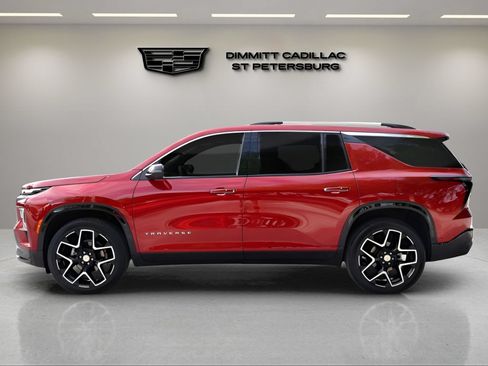 Used 2025 Chevrolet Traverse High Country w/ LPO, Floor Liner Package FWD image 2