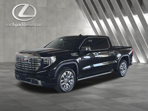Used 2022 GMC Sierra 1500 Denali w/ Denali Reserve Package RWD image 3