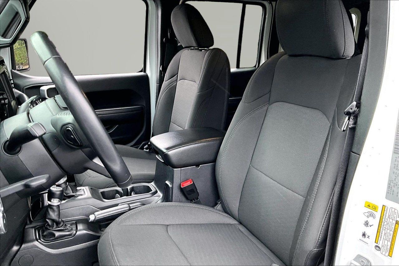 Certified 2019 Jeep Wrangler Unlimited Sport AWD/4WD image 19