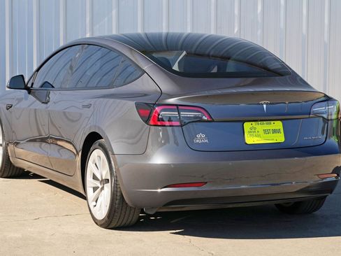 Used 2022 Tesla Model 3 image 49
