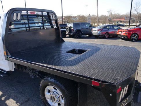 Used 2022 Ford F250 XL w/ Power Equipment Group image 23