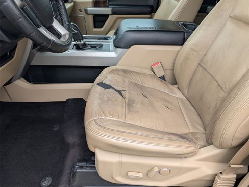 Used 2016 Ford F150 Lariat image 11