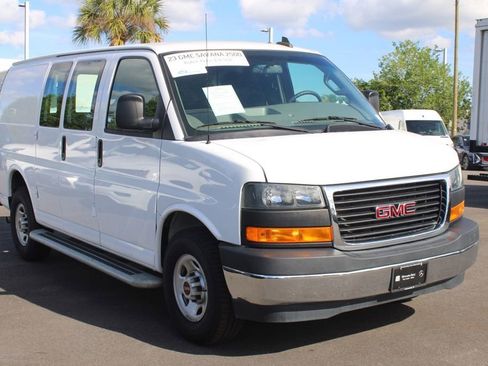 Used 2023 GMC Savana 2500 w/ Driver Convenience Package RWD image 3