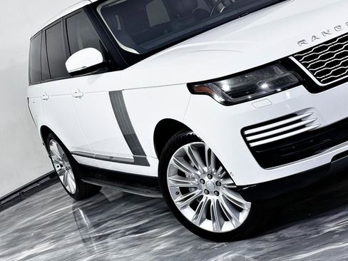 Used 2019 Land Rover Range Rover HSE image 4