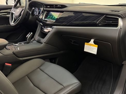 New 2025 Cadillac XT6 Premium Luxury w/ Technology Package image 24