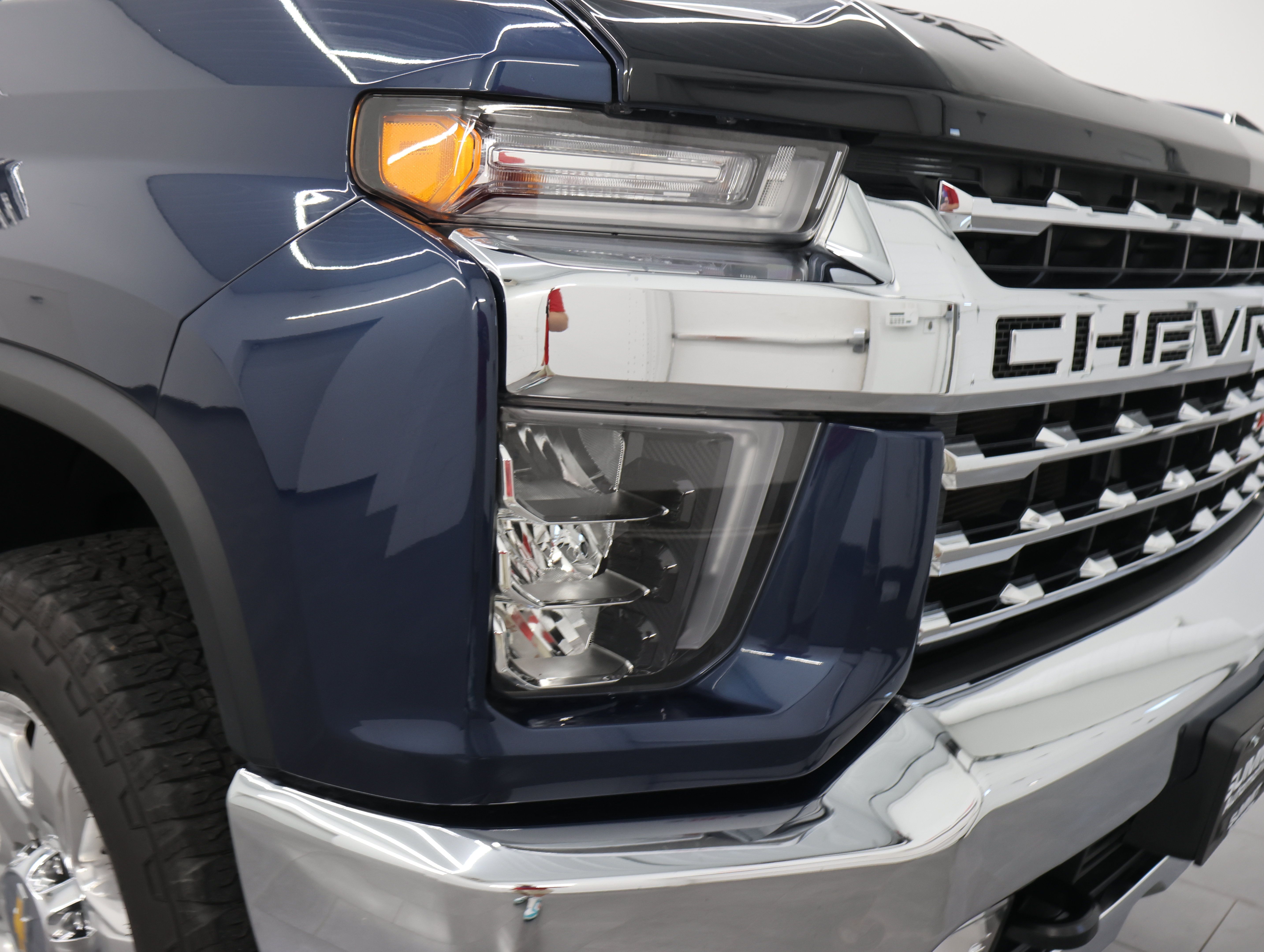 Used 2023 Chevrolet Silverado 2500 LTZ w/ Gooseneck/5TH Wheel Package AWD/4WD image 24