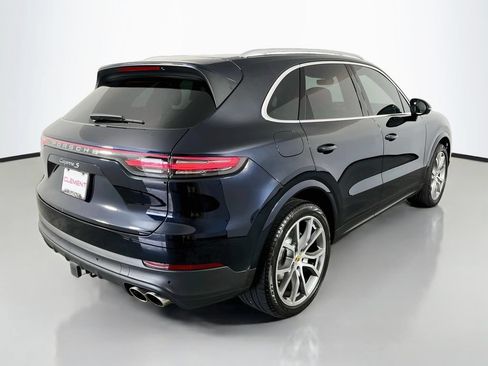 Used 2023 Porsche Cayenne S AWD/4WD image 6
