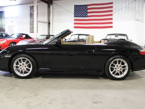 Used 2002 Porsche 911 Cabriolet image 22