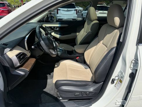 Used 2021 Subaru Outback Limited AWD/4WD image 4