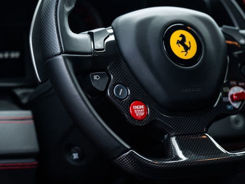 Used 2017 Ferrari 488 GTB image 28
