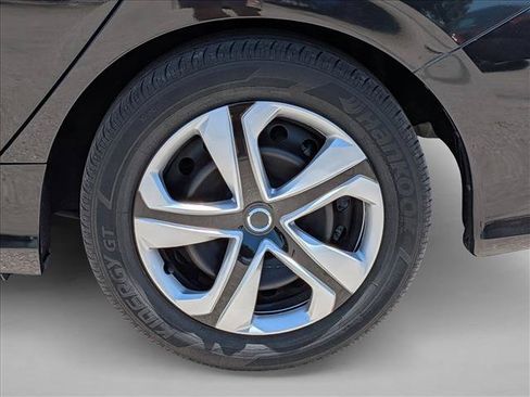 Used 2018 Honda Civic LX image 3