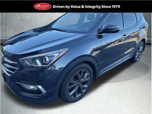 Used 2018 Hyundai Santa Fe Sport image 1