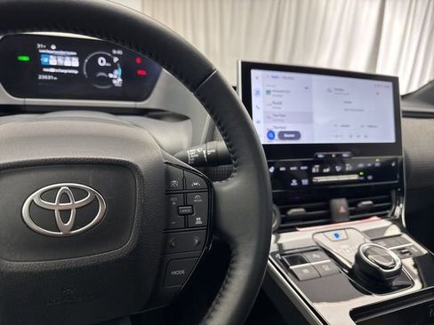 Used 2024 Toyota bZ4X XLE image 22