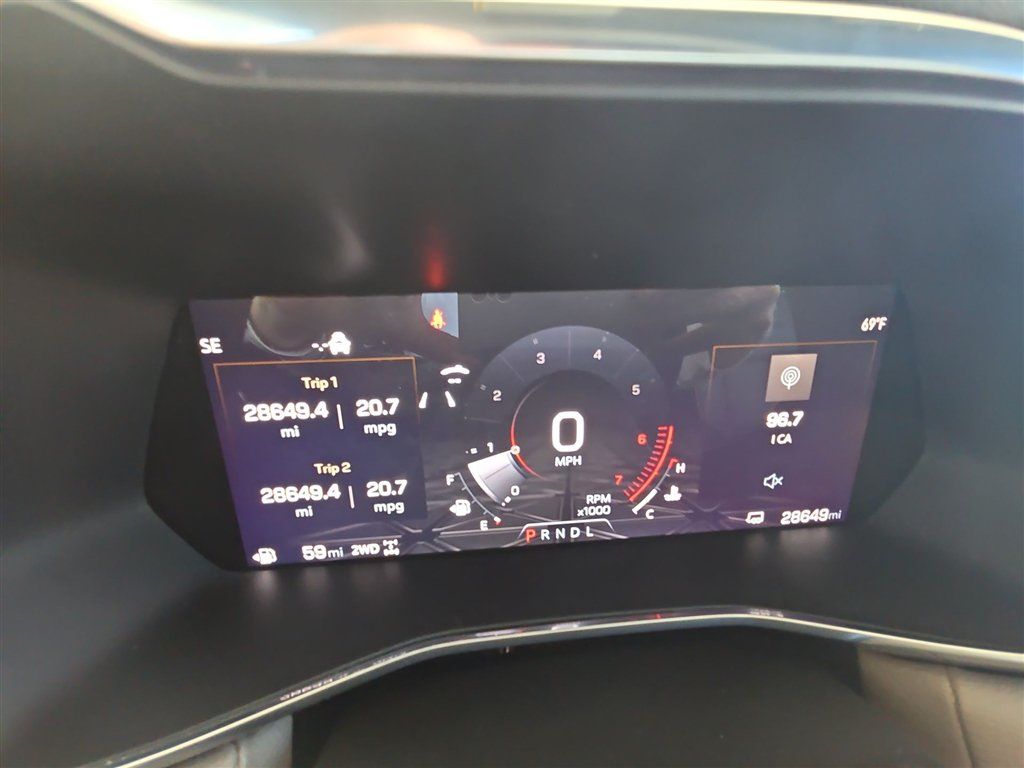 Used 2025 GMC Canyon Denali AWD/4WD image 12