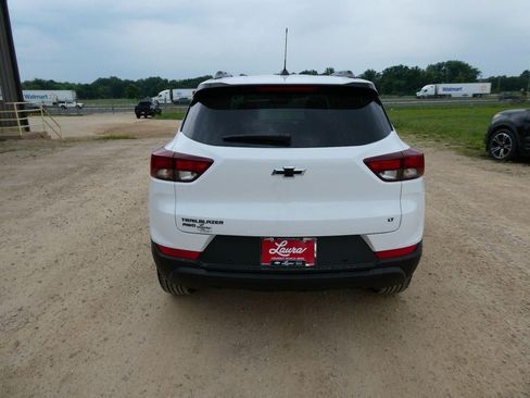 New 2026 Chevrolet TrailBlazer LT w/ Convenience Package AWD/4WD image 5