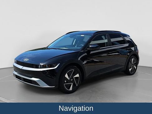 Used 2025 Hyundai Ioniq 5 SEL RWD image 4