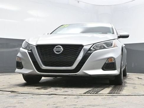 Used 2021 Nissan Altima 2.5 S image 32
